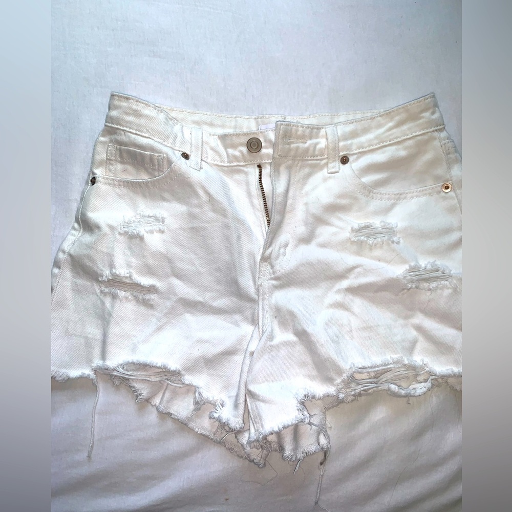 zara white jean shorts